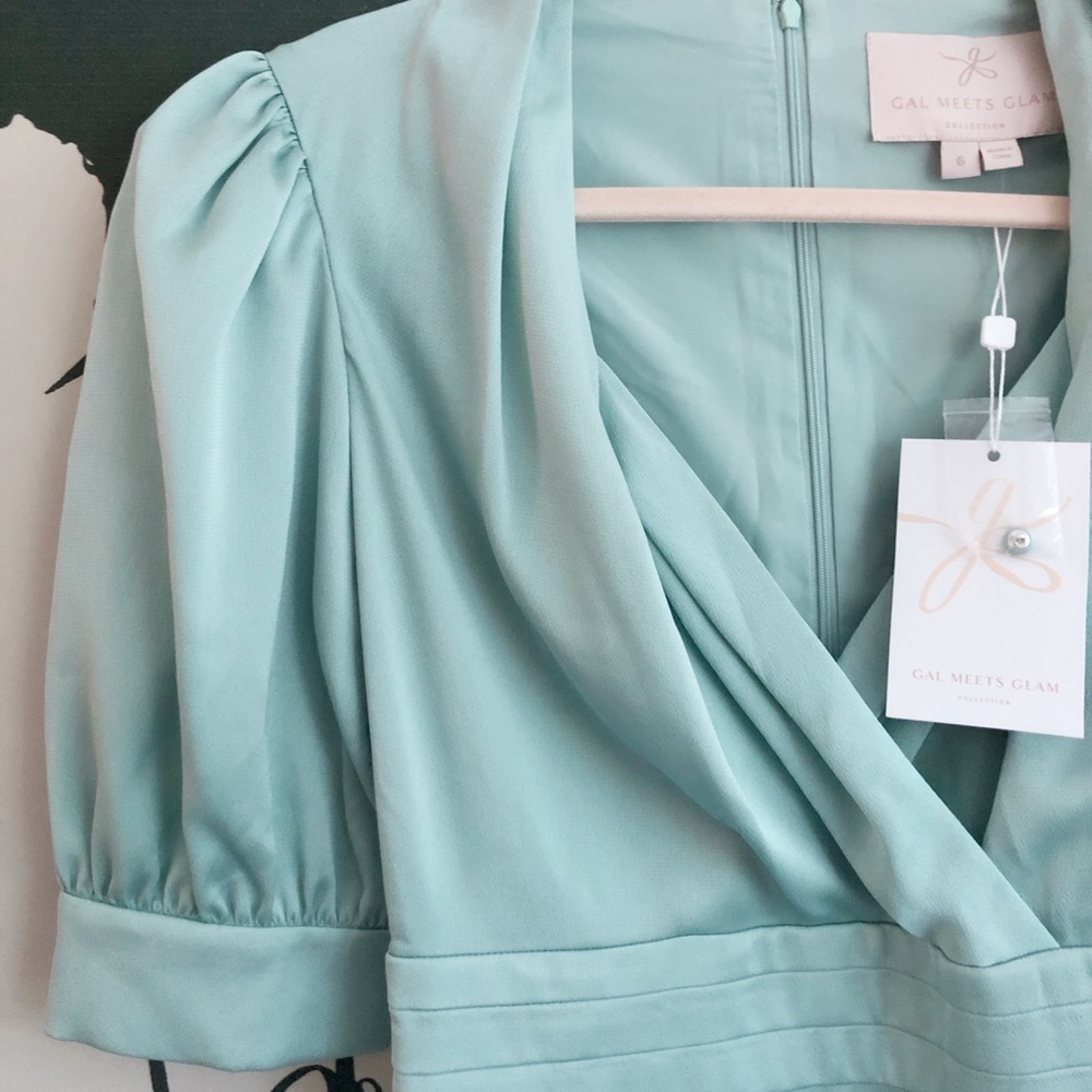 SOLD - Gal Meets Glam Vera Dress - Picture 6 of 8